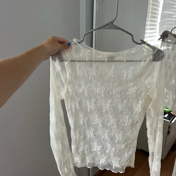 ABERCROMBIE lace shirt - Picture 2 of 9